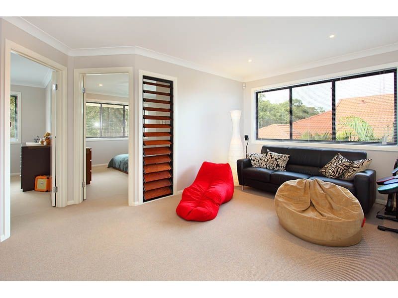 112 Fleming Road, Chapel Hill QLD 4069