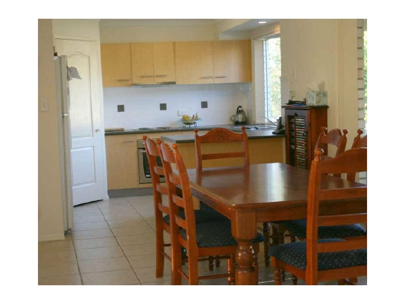 12 Salubris Place, Moggill QLD 4070