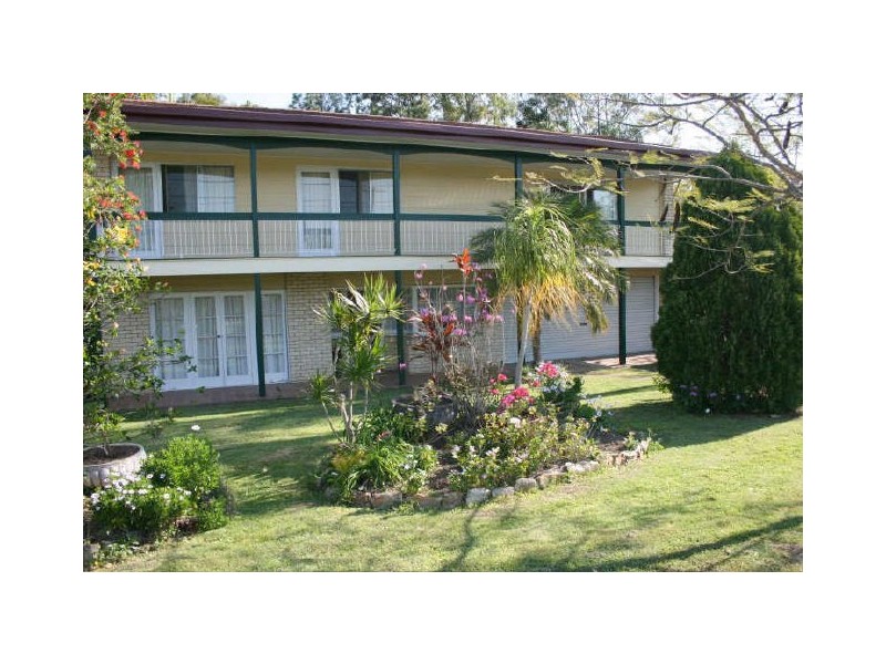 7 Gilruth Road, Kenmore QLD 4069