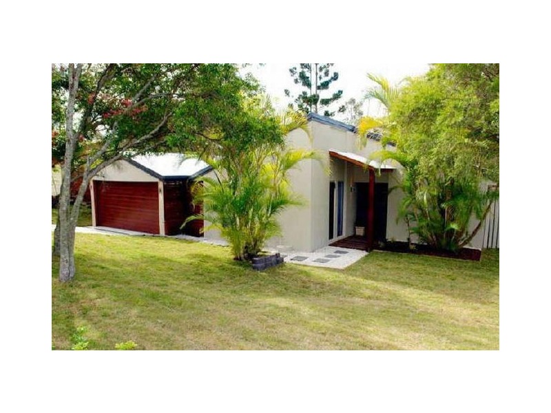 10 Diamantina Street, Chapel Hill QLD 4069