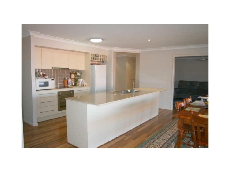 31 Rise Place, Moggill QLD 4070