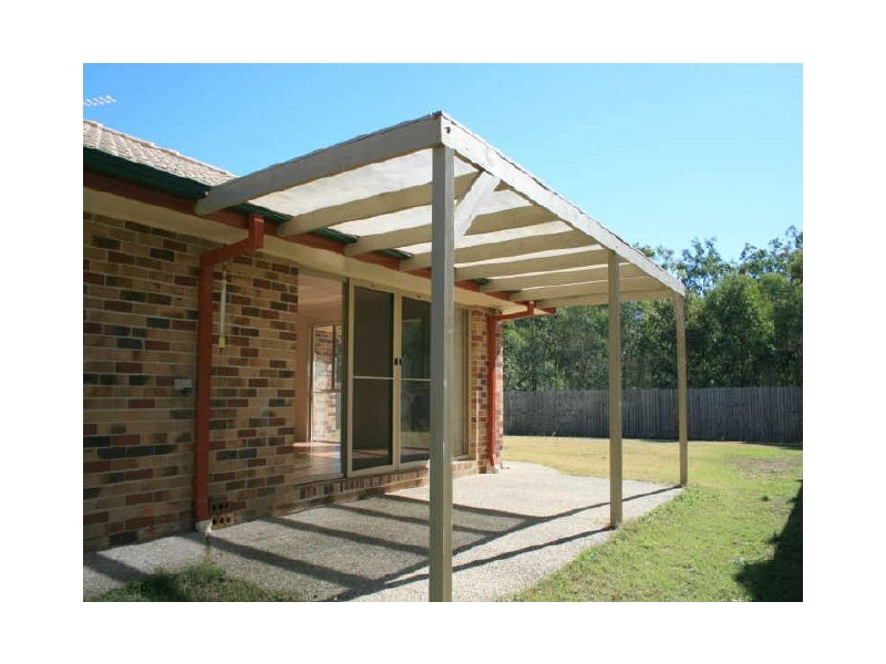 42 Yaggera Pl, Bellbowrie QLD 4070