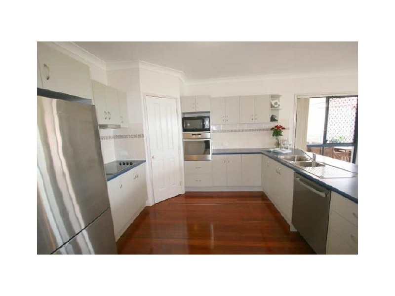 16 Greenwood Close, Moggill QLD 4070