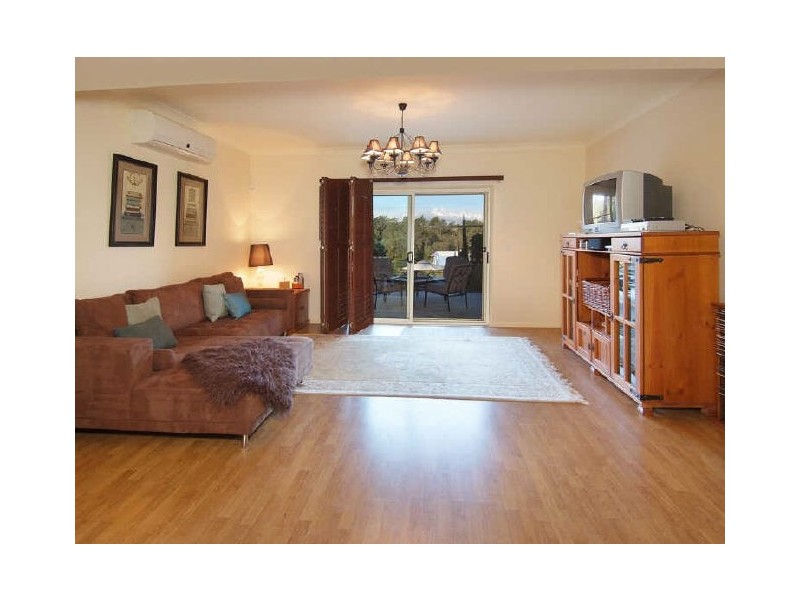 127 Bullock Dray Drive, Mount Crosby QLD 4306