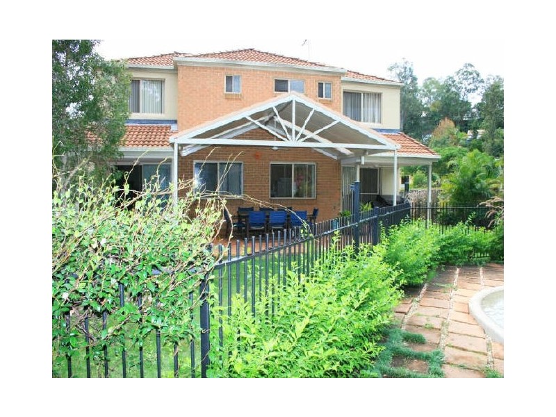 16 Palm Street, Kenmore QLD 4069