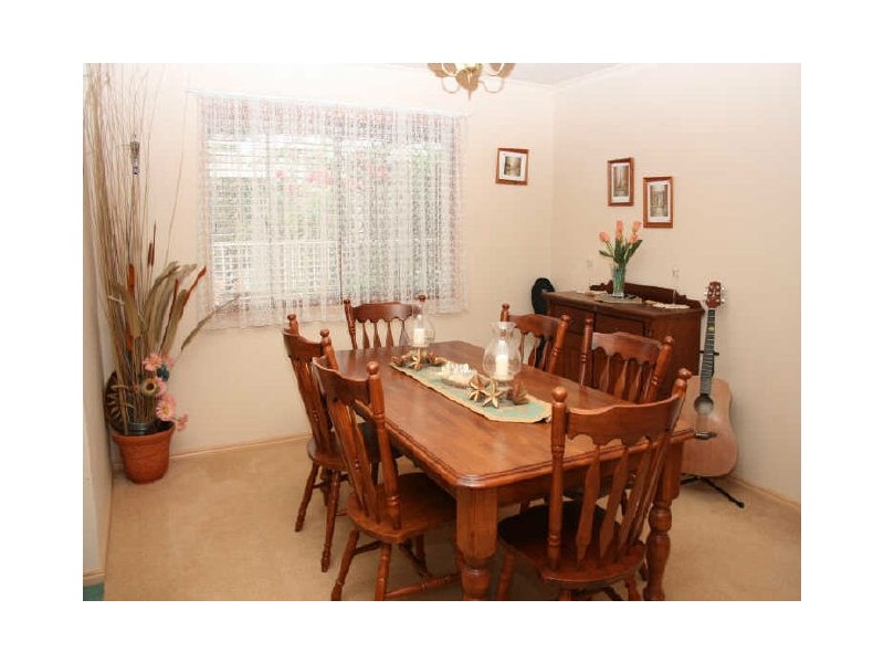 5 Lambeth Place, Chapel Hill QLD 4069