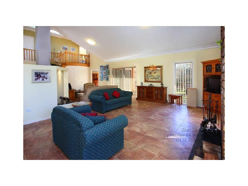 21 Parasol Street, Bellbowrie QLD 4070