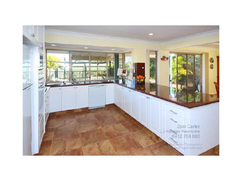 21 Parasol Street, Bellbowrie QLD 4070