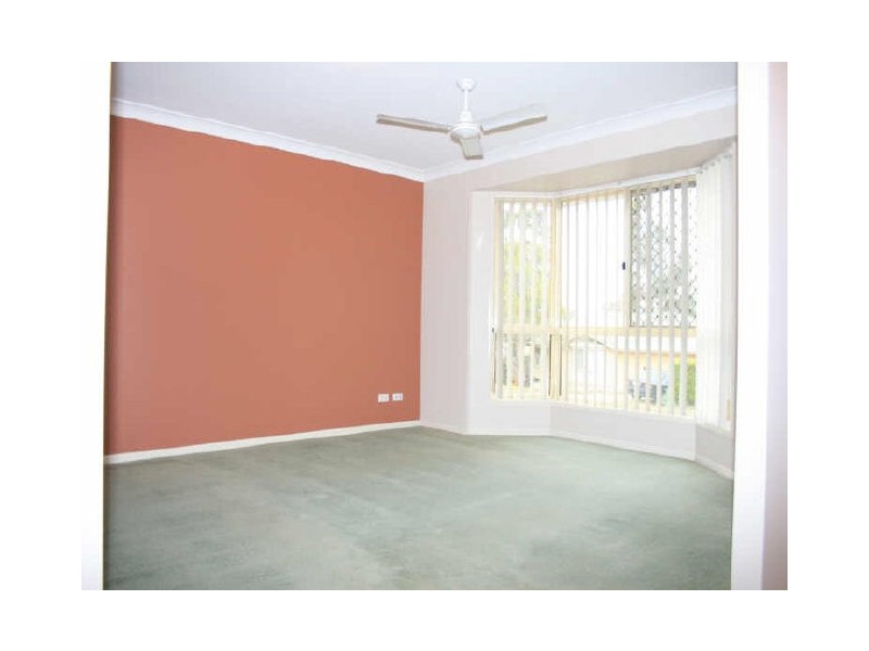 18 Chapman Place, Oxley QLD 4075