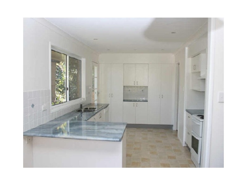 3 Kingussie Street, Kenmore QLD 4069