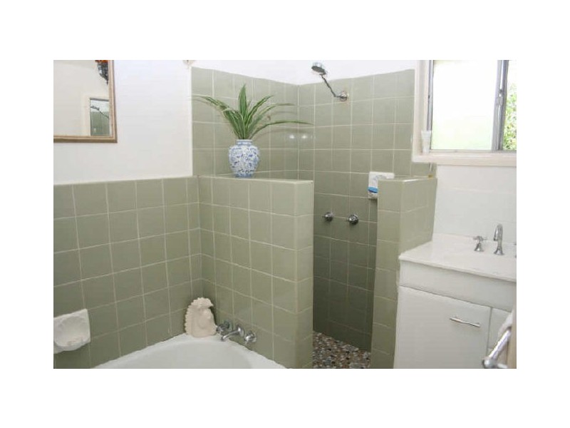 3 Kingussie Street, Kenmore QLD 4069