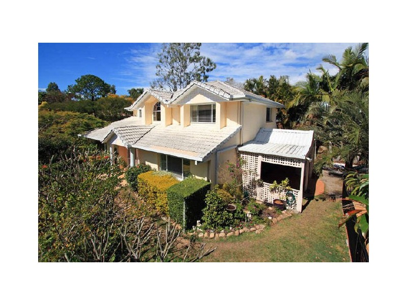 5 Hoana Place, Kenmore QLD 4069