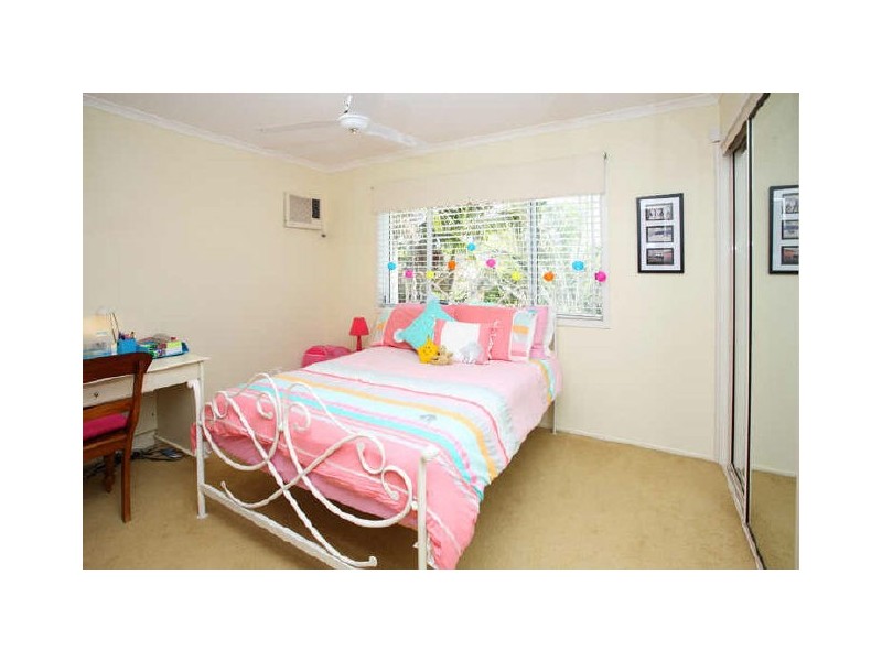 5 Hoana Place, Kenmore QLD 4069