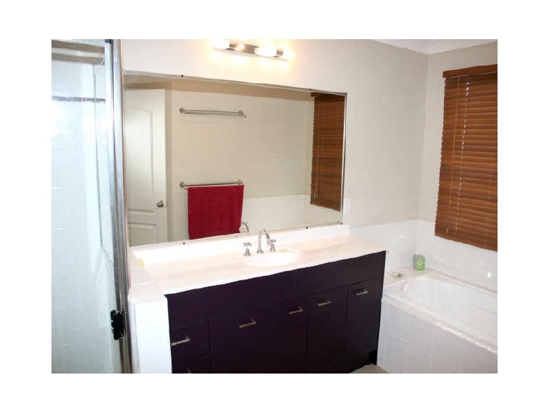404 George Holt Drive, Mount Crosby QLD 4306