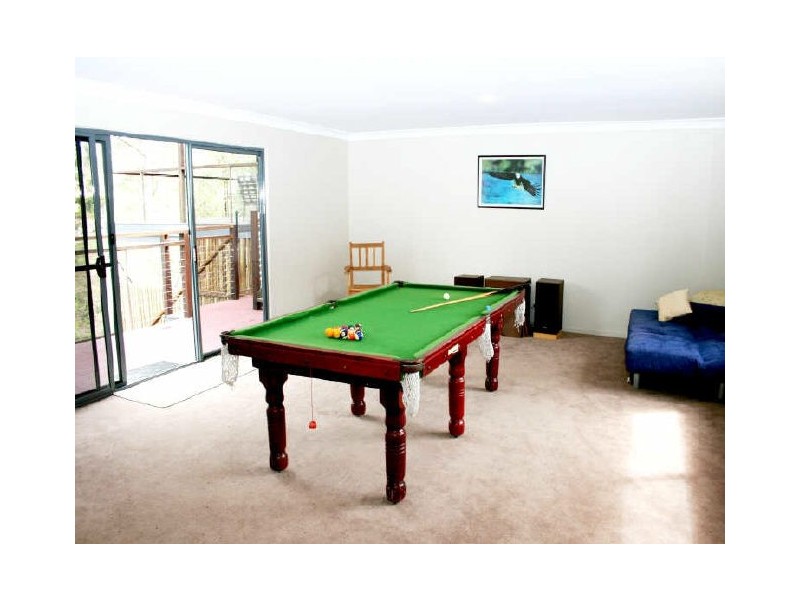 404 George Holt Drive, Mount Crosby QLD 4306