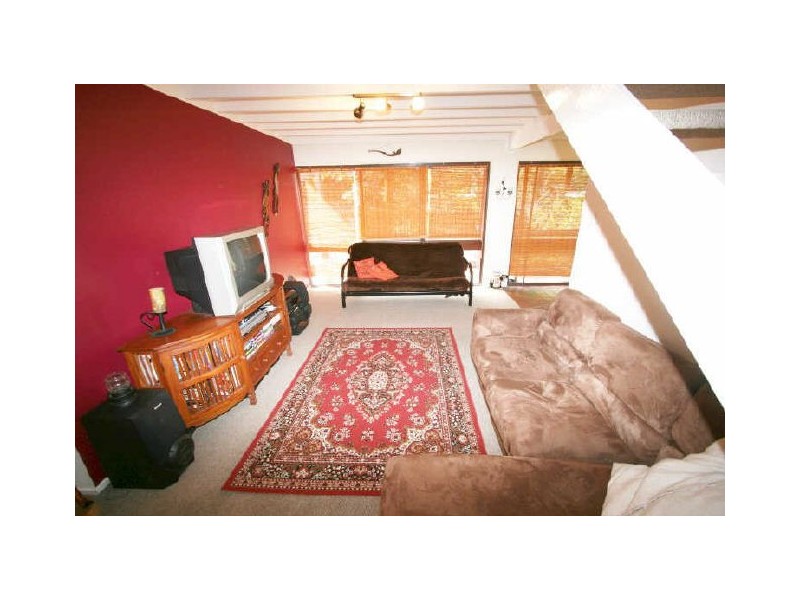 12 Stonehenge Street, Chapel Hill QLD 4069