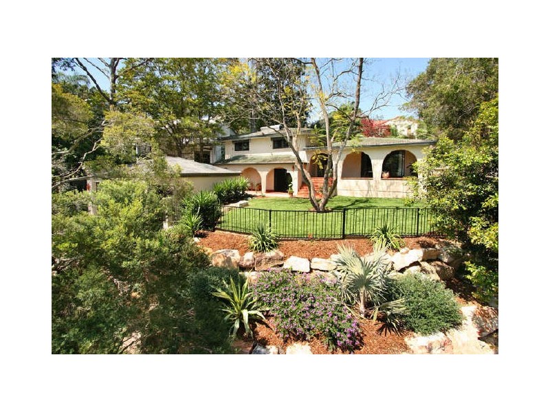 6 Dusk Street, Kenmore QLD 4069