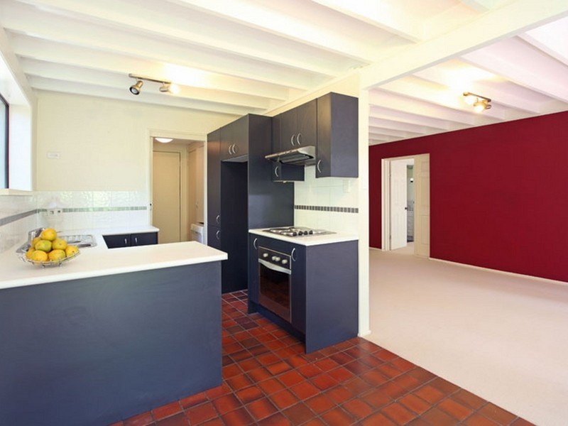 12 Stonehenge Street, Chapel Hill QLD 4069