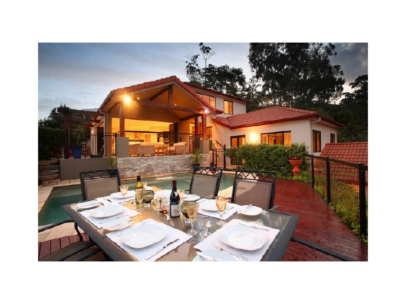 22 Grevillea Close, Chapel Hill QLD 4069