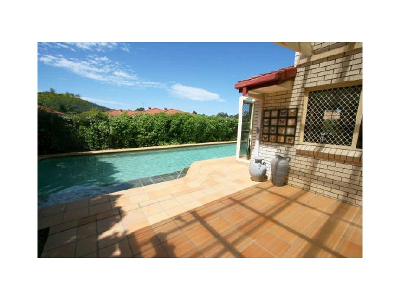 3 Kagoola Close, Chapel Hill QLD 4069