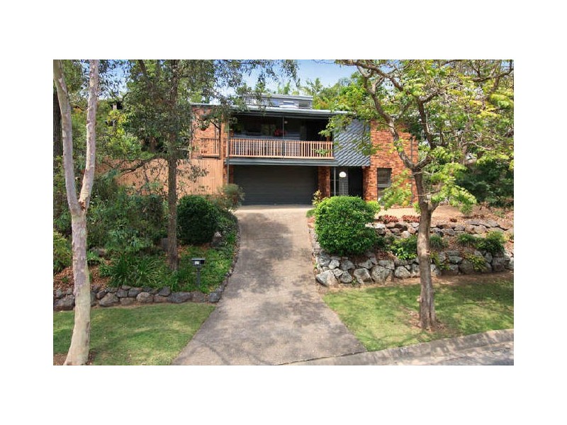 14 Burrumbuck Street, Chapel Hill QLD 4069