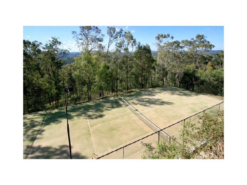 685 Haven Road, Brookfield QLD 4069