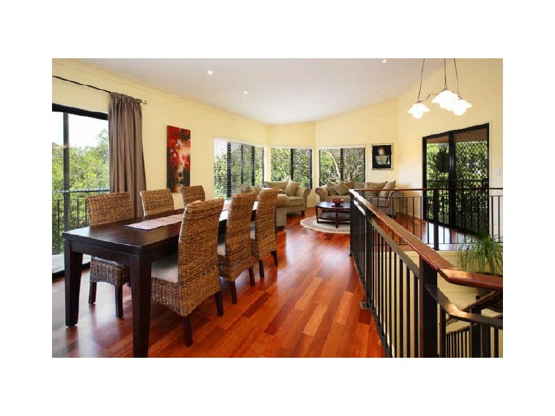 30 Carissa  Place, Chapel Hill QLD 4069
