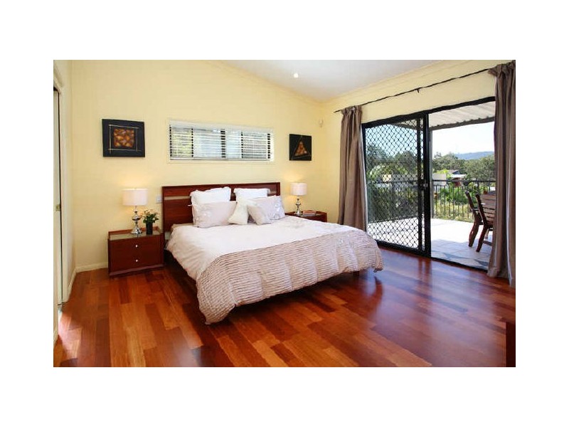 30 Carissa  Place, Chapel Hill QLD 4069