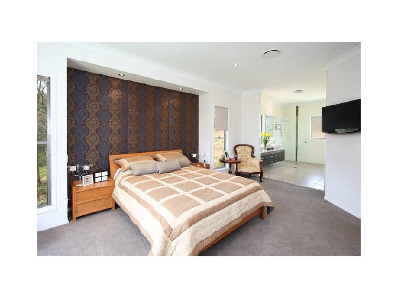 121 Fortitude Street, Mount Crosby QLD 4306