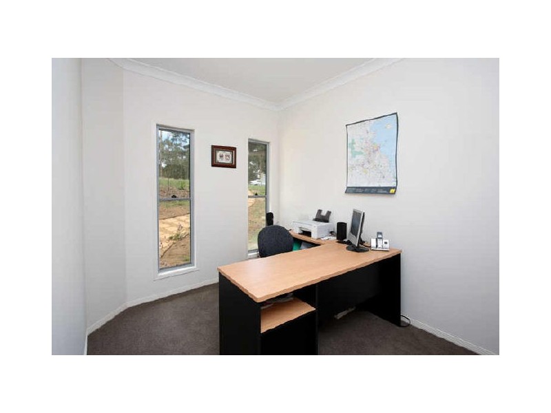 121 Fortitude Street, Mount Crosby QLD 4306