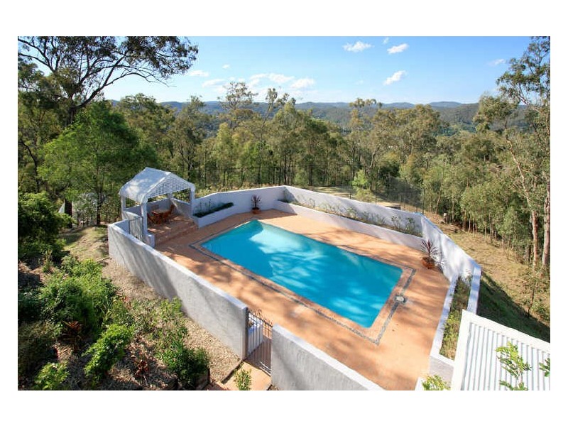685 Haven Road, Brookfield QLD 4069