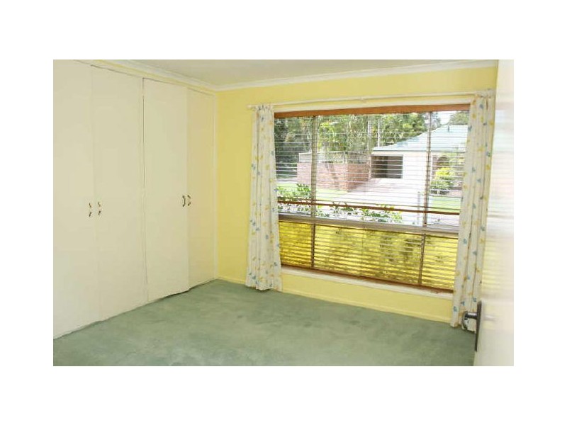 11 Kiriwina St, Fig Tree Pocket QLD 4069
