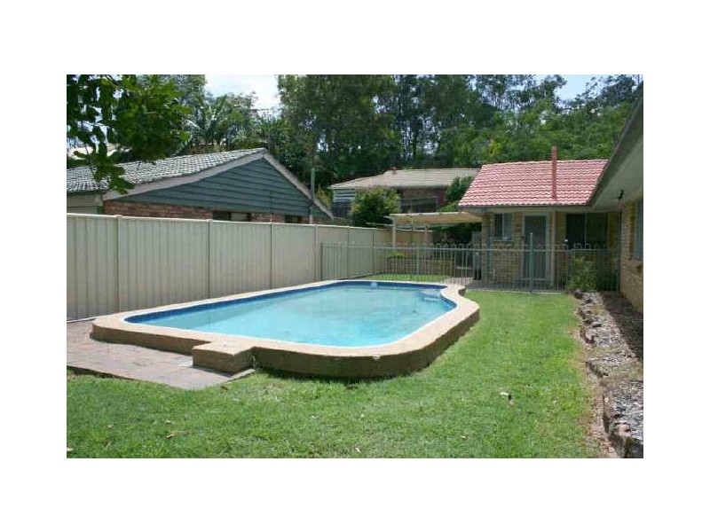 11 Kiriwina St, Fig Tree Pocket QLD 4069