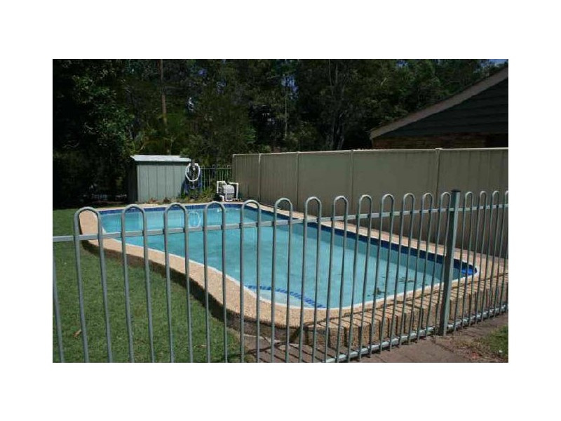 11 Kiriwina St, Fig Tree Pocket QLD 4069