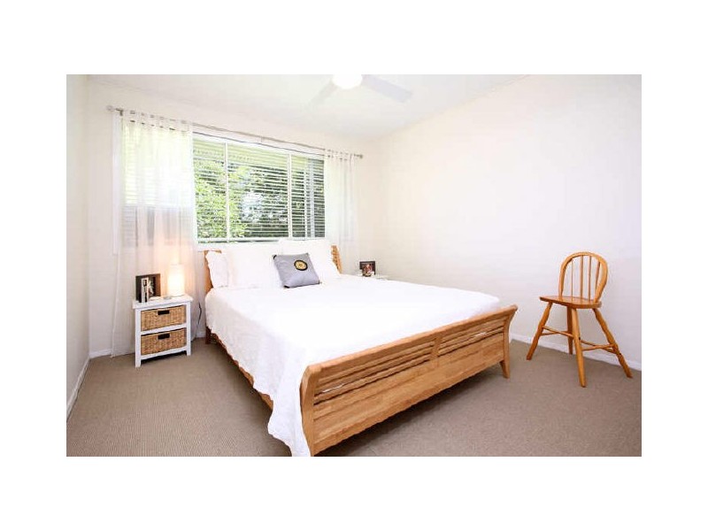 9 Woonalee Street, Kenmore QLD 4069