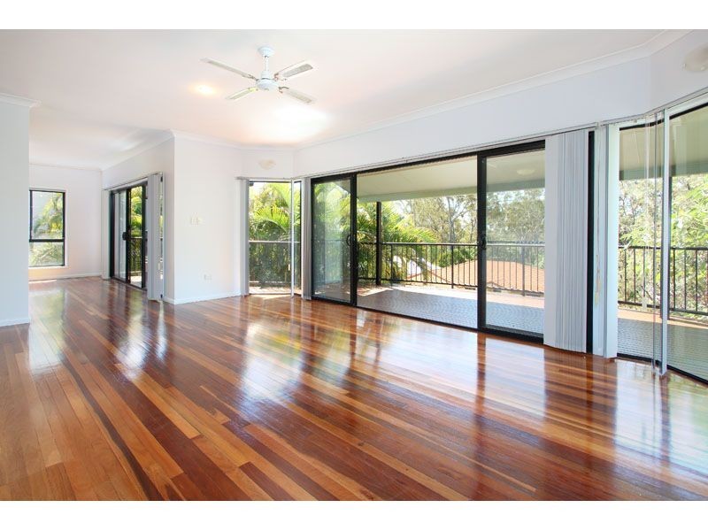 23 Carissa Place, Chapel Hill QLD 4069