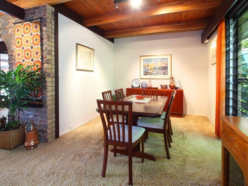 6 Quinty Street, Fig Tree Pocket QLD 4069