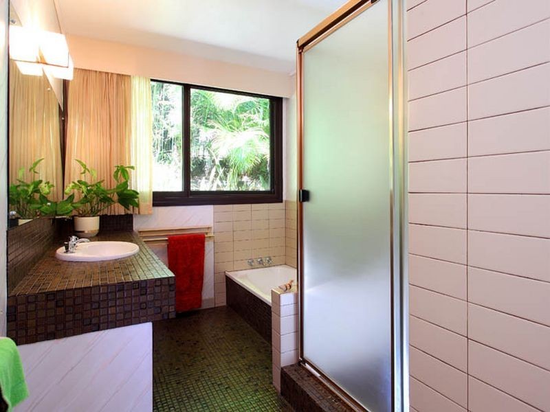 6 Quinty Street, Fig Tree Pocket QLD 4069