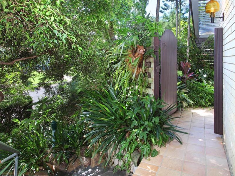 6 Quinty Street, Fig Tree Pocket QLD 4069