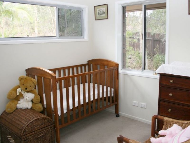 26 Lant Street, Chapel Hill QLD 4069