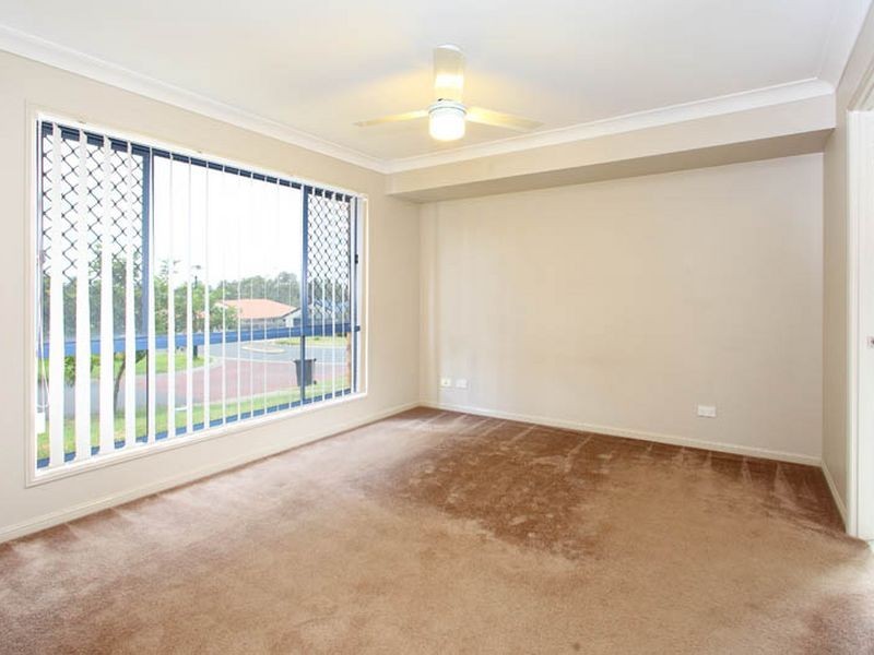 21 Bloomsbury Crescent, Moggill QLD 4070