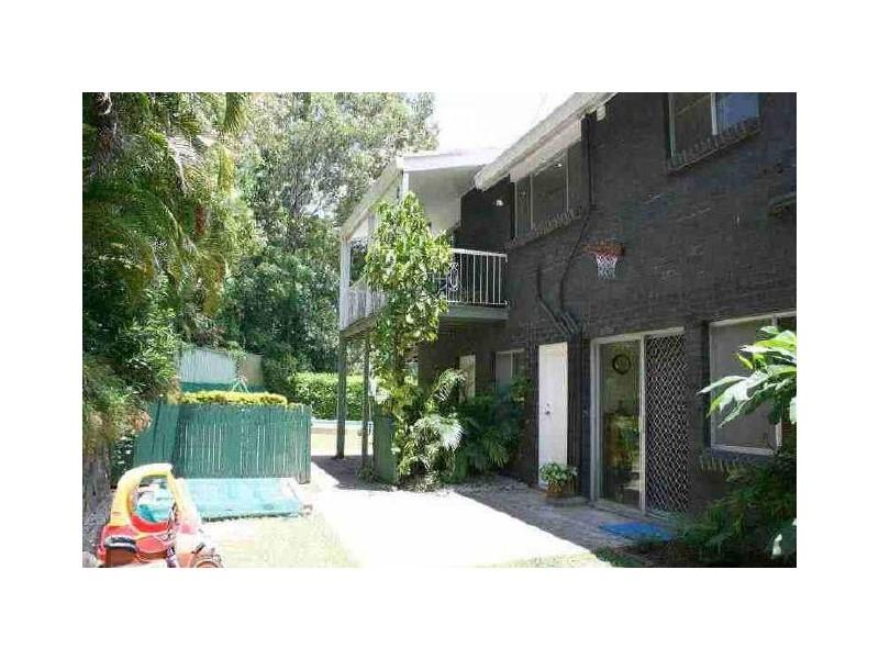 11 Stardust Street, Kenmore QLD 4069