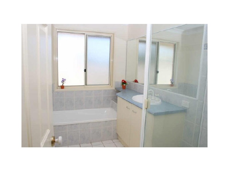 24 Chapman Place, Oxley QLD 4075