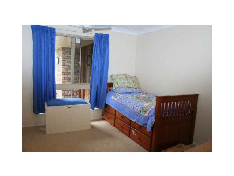 23 Ringway Place, Chapel Hill QLD 4069
