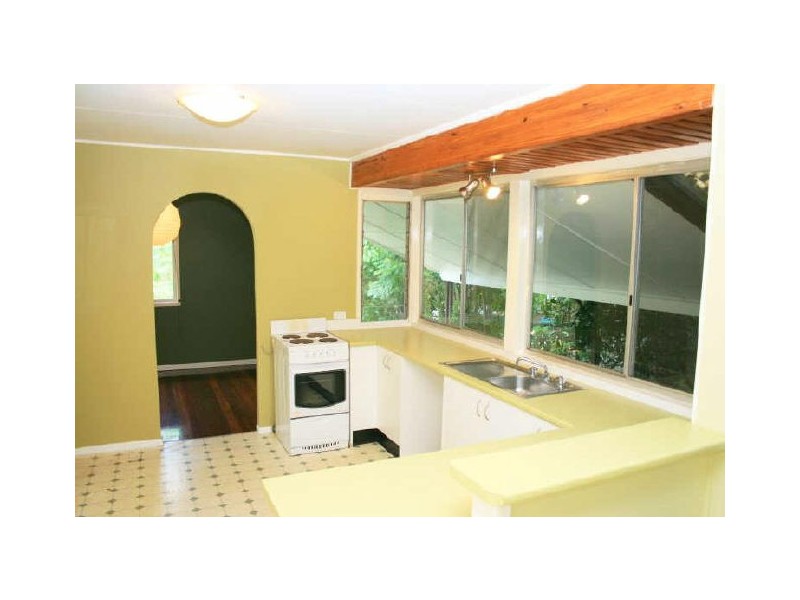 91 Akuna Street, Kenmore QLD 4069