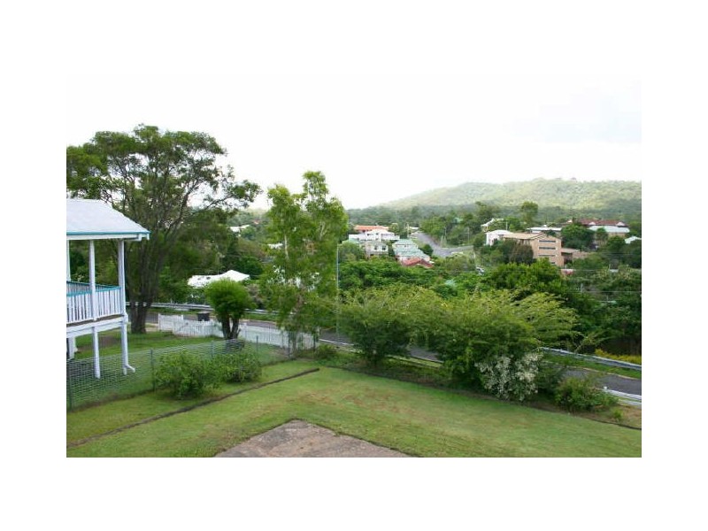 27 Eldon Street, Indooroopilly QLD 4068