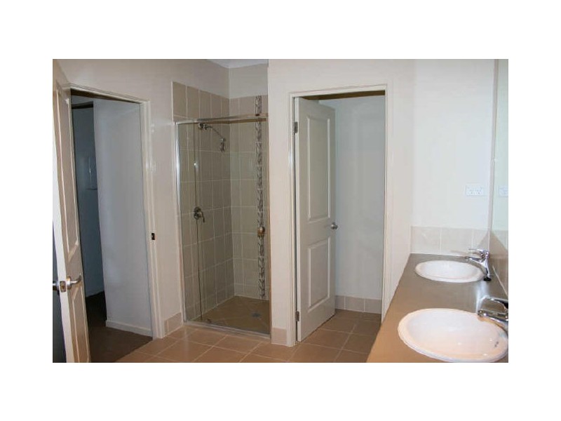 31 Barnes Court, Mount Crosby QLD 4306