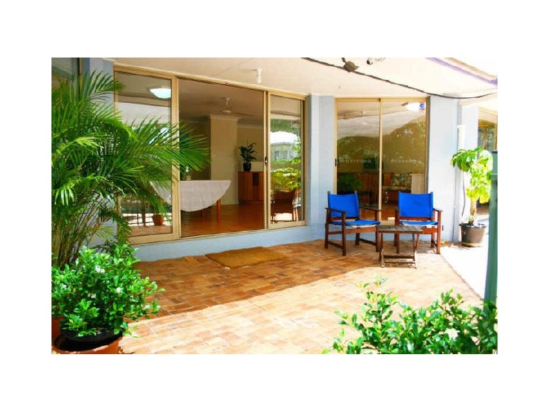 22 Binyara Street, Chapel Hill QLD 4069