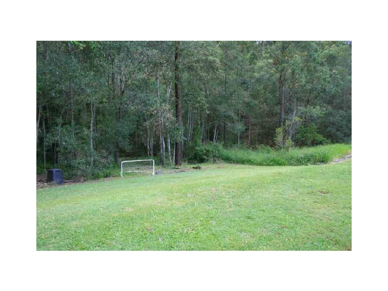 23 Ringway Place, Chapel Hill QLD 4069