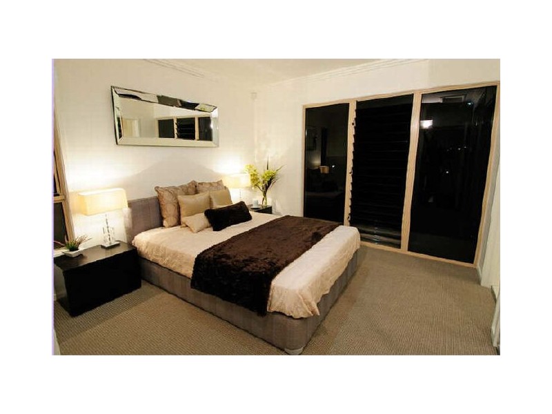 2 and 5/76 Durham Street, St Lucia QLD 4067